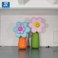 Modèle de fleur gonflable personnalisé pour la décoration de scène extérieure de jardin