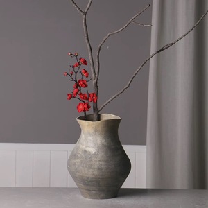 Lọ hoa gốm sứ thủ công vintage, trang trí nhà cửa theo phong cách nông trại, chất liệu đất nung, dùng để cắm hoa - Product Image 3