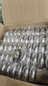 ข้อต่อท่อเหล็กกล้าไร้สนิมขึ้นรูปขัดเงา 90 องศา สำหรับระบบไอเสียรถยนต์ ทนแรงดันสูง พร้อมงานเชื่อม - Product Image 2