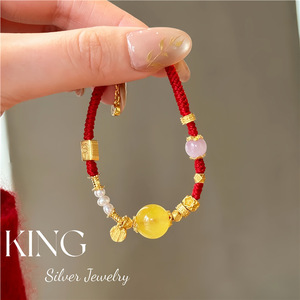 Pulsera de cuerda roja con piedra de ámbar y cuentas de oro de King Silver Jewelry, regalo de joyería de moda para mujer - Product Image 1