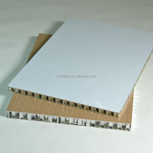 Paneles de nido de abeja de alta resistencia antibacterianos y a prueba de humedad <span class=keywords><strong>para</strong></span> sistemas de techo y pared de piscinas - Product Image 4