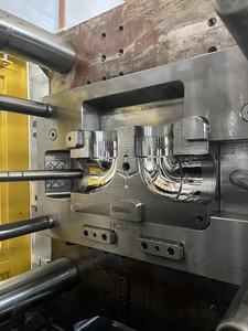 Petite machine de fabrication de plastique de moulage par injection à grande vitesse - Product Image 2