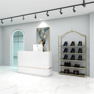 Soporte <span class=keywords><strong>para</strong></span> colgar ropa dorado cromado Estante <span class=keywords><strong>para</strong></span> ropa de acero inoxidable Soporte <span class=keywords><strong>para</strong></span> colgar ropa de metal con diseño de Zapatero - Product Image 6