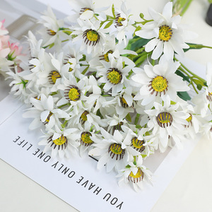 <b>Artificial</b> Daisy <b>Bouquet</b> Pink Plastic Wire Cloth High Simulation Nordic Style Home Decor - Product Image 4