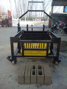 La gran máquina para fabricar bloques de cemento y hormigón fabricada en China Qmj4-30 con el mejor precio - Product Image 6