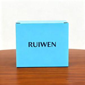 Carpeta Personalizada de Materiales Reciclados con Recubrimiento UV para Perfumes y Auriculares de Alta Gama, con Grabado en Relieve y Doble Inserto - Product Image 6