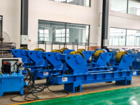 Maßgefertigter BOTA 100 Tonnen Automatischer Anti-Drift Hydraulischer Rollenschweißrotator mit 360° Rotation und Ferngesteuerter Geschwindigkeitsregelung für Rohre