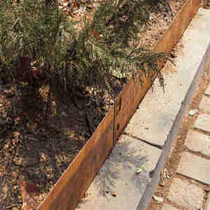 Bordure de jardin rectangulaire de luxe Sunsbuild en acier Corten couleur rouille, robuste, avec piquets, personnalisable - Product Image 4