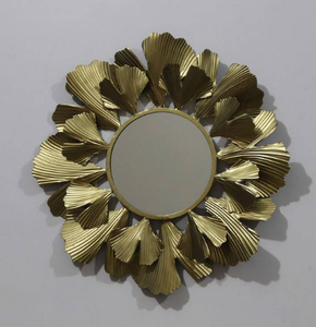 Espejo de Pared con Diseño Floral para Decoración Moderna del Hogar, Uso en Baños, Pieza Decorativa Elegante que Agrega Belleza y Estilo Atemporales - Product Image 1