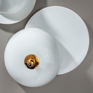 Plat de service rond en porcelaine <span class=keywords><strong>blanche</strong></span> de style français YAYU de haute qualité avec couvercle pour banquet, plat de présentation en porcelaine fine - Product Image 4