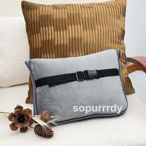 Biểu Tượng Tùy Chỉnh Đa Chức Năng Chăn Gối Flannel Tay Hành Lý Tay Áo Ba Lô Clip Máy Bay Gối Chăn Với Mặt Nạ Mắt - Product Image 3