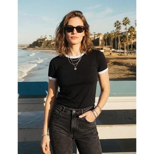 T-shirt personnalisé pour femme, col rond, manches courtes, coupe ajustée, mélange de coton, style vintage, couleur unie - Product Image 3