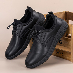 Zapatos para caminar para personas mayores con suela suave, transpirable y de alta calidad que absorbe los impactos, antideslizantes y resistentes al desgaste, de malla. - Product Image 1