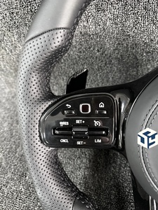 Volante per Auto in Pelle Nera con Modifica a Foro Completo per Mercedes Benz <span class=keywords><strong>C</strong></span> GLC E S CLS <span class=keywords><strong>AMG</strong></span> - Product Image 3
