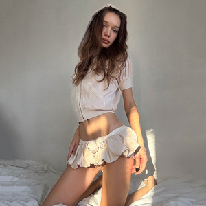 Mini-jupe florale 3D sexy pour femme, taille basse, style bulle, courte, superposée, effet allongeant les jambes, tenue chic - Product Image 1