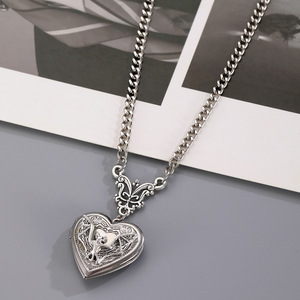 <span class=keywords><strong>Collana</strong></span> Vintage con Ciondolo a Cuore Mini e <span class=keywords><strong>Medaglione</strong></span> Portafoto Placcato Argento/<span class=keywords><strong>Oro</strong></span>, Regalo Perfetto per Donne - Product Image 5