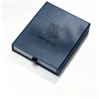 Boîte cadeau de luxe à tiroir coulissant, logo personnalisé en relief et estampage à chaud, boîte rigide en papier spécial pour bijoux et petits cadeaux