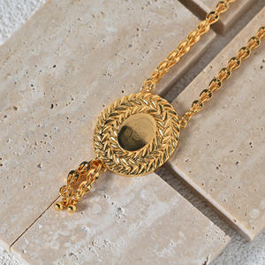Charm <strong>Coin</strong> Pendant 18K Gold Plated Retro Laurel Wreath Oval Pendant <strong>Necklace</strong> Trendy Statement Bridal Jewelry for Women - Product Image 5