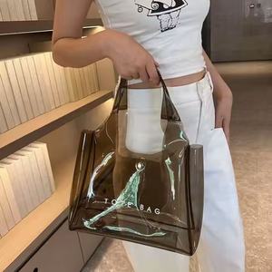 Nouvelle mode sac fourre-tout en PVC personnalisé avec bouton-pression transparent épaule fourre-tout de plage pour le shopping article de promotion - Product Image 2