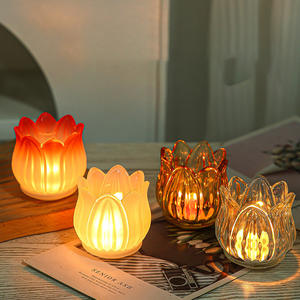 Bán buôn Hoa Tulip hình thủy tinh đầy màu sắc nến giữ nến thủy tinh Lọ trang trí đám cưới trang trí nội thất - Product Image 2