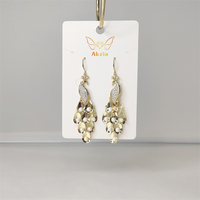 Vente en gros de nouvelles boucles d'oreilles tendance en plaqué or avec paon et perles bijoux tendances pour femmes et filles