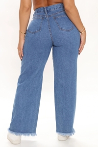 Jeans de Mezclilla Bordados Personalizados con Bajo MOQ de Alta Calidad para Mujer, Corte Holgado, Pierna Recta y Talla Grande - Product Image 2