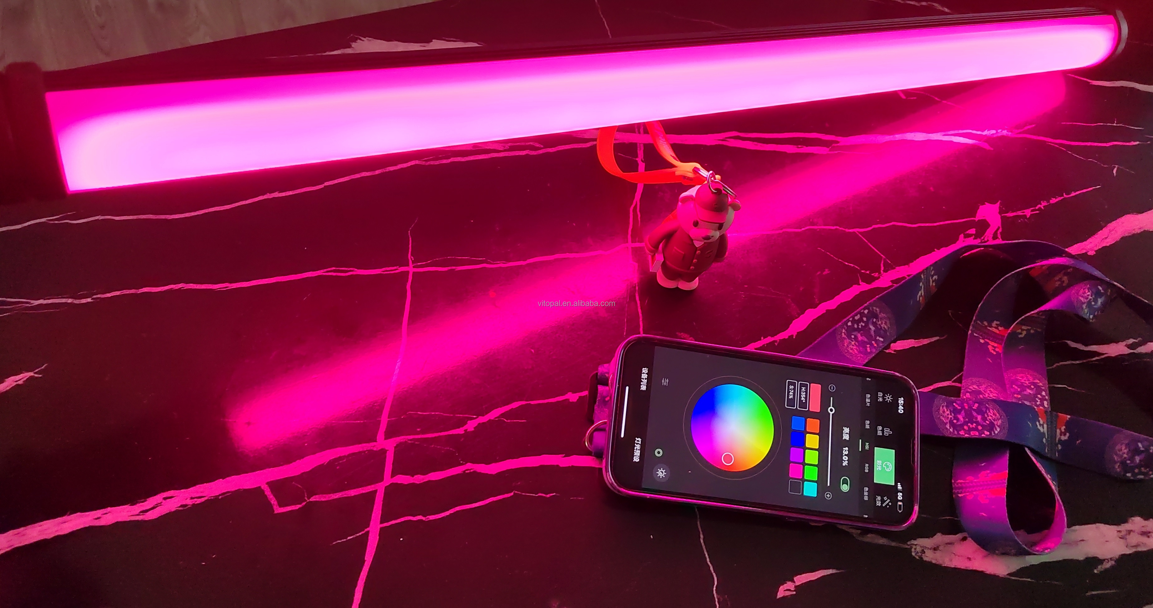 Aputure amaran T2cライト RGBWWライト 撮影LEDライト チューブライト 色温度2500k〜7500k 技適マークつき : Aputure Amaran T2C RGBWW LED Tube Light,20W 2500K