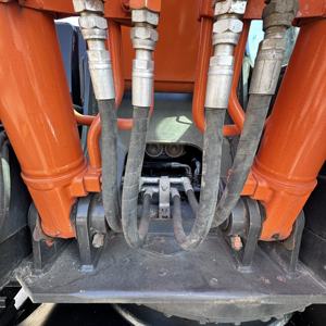 Prix d'usine, importation d'origine, excavatrice sur chenilles diesel d'occasion HITACHI ZX160, moteur, boîte de vitesses, PLC, modèle 2023, 16 tonnes, haute performance - Product Image 6