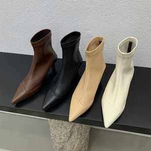 Bottines à bout pointu pour femmes, nouvelle collection, talon bas, chaussures en cuir souple tendance, qualité supérieure, bottes décontractées pour la marche - Product Image 1