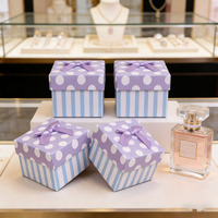 Boîte cadeau violette de luxe, boîte d'emballage pour bijoux avec logo personnalisé, haute qualité