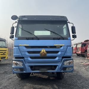 รถบรรทุกหัวลาก Howo 6x4 มาตรฐานสากล เครื่องยนต์ดีเซล Cummins ยูโร 2 พวงมาลัยซ้าย 351-450 แรงม้า รับน้ำหนัก 31-40 ตัน เกียร์ 8 สปีด - Product Image 1