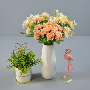 Bouquet de chrysanthèmes griffes de dragon coréens Dongchen Crafts, 31 cm, fleurs artificielles en soie pour décoration de salon et de mariage - Product Image 1