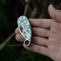 Couteau pliant EDC miniature au design créatif, lame en acier inoxydable, lame à fruits tranchante, outil de poche