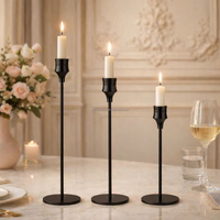 Ensemble de porte-bougies vintage à 3 niveaux en métal doré chromé, porte-bougies coniques longs pour décoration de mariage