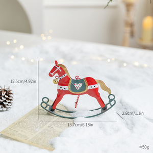 Pendentif de Noël nordique rétro en fer forgé, cheval à bascule, décoration suspendue artisanale en bois vieilli - Product Image 2