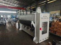 Ligne de production de filtres à aiguilles Yuanquan pour filtres à air, ligne de poinçonnage à aiguilles professionnelle pour matériaux filtrants