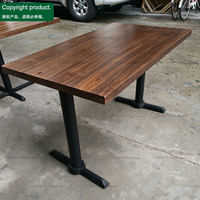 Meubles de restaurant commerciaux, table à manger en bois massif, banquette rembourrée bleue et chaise de salle à manger en bois pour les établissements alimentaires