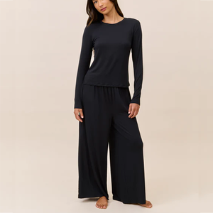Ensemble de pyjama respirant en modal pour femme, haut à manches longues et col rond, pantalon large, vêtements de détente, pyjama à col rond - Product Image 1
