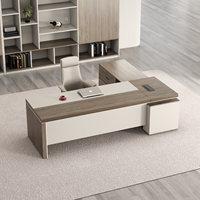 Bureau de direction au design bois simple, personnalisable avec table d'appoint, ensemble moderne bureau et chaise pour patron ou manager avec classeur