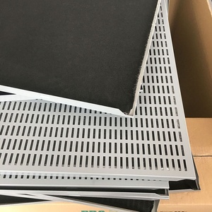 Techo de Aluminio Perforado Cuadrado de 600*1200 mm para Taller Automotriz, Placas de Techo de Aluminio <span class=keywords><strong>Gris</strong></span>, Materiales Integrados para Techos Suspendidos - Product Image 1