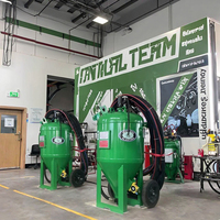 Mesin Sand Blasting Otomatis Bebas Debu DB800 Wet Sandblaster untuk Penghilangan Karat Logam dan Pembersihan Permukaan