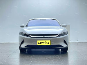 Voiture d'occasion 2021 BYD Han EV Long Range Luxury Edition Automatique Turbo Berline Noire Un Seul Propriétaire Faible Kilométrage Titre Propre - Product Image 2