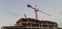 Grue à tour à marteau HAISHAN 12T 60M avec boîte de vitesses, moteur, roulement et moteur à haut rendement pour la construction QTZ160-HS6024