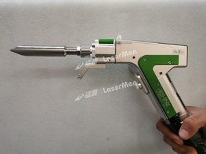 Máquina de soldadura láser LaserMen-5-en-1 con doble oscilación y refrigeración por agua para acero inoxidable, aluminio, acero al carbono, cobre y latón. - Product Image 5