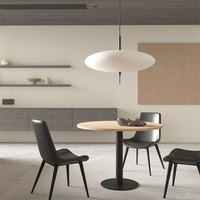 Table à manger en métal minimaliste pour usage commercial, table de contrat en acier robuste, idéale pour les restaurants et les banquets