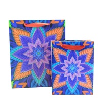 Sacs en papier blanc personnalisés avec votre propre logo pour les boutiques en chaîne, pour les cadeaux, les vêtements, les achats, l'emballage