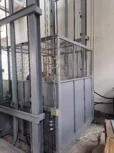 Équipement élévateur vertical à palettes Entrepôt élévateur de matériaux Plate-forme élévatrice hydraulique à rail de guidage - Product Image 5