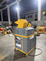VANER 80-100 KG/H petite machine de recyclage de granulateur de câbles en cuivre machine de recyclage de câbles usés bon marché