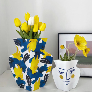 Funda creativa para jarrón de cuero imprimible, moderna y minimalista, soporte para jarrón/florero, artículo de decoración para el hogar de moda en Instagram. - Product Image 1