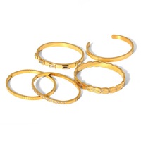 Nouvelle Collection 2024 : Ensemble de Bracelets Joncs Ouverts en Acier Inoxydable Plaqué Or 18K, Étanche, Minimaliste, avec Zircon en Forme de Cœur et Étoile